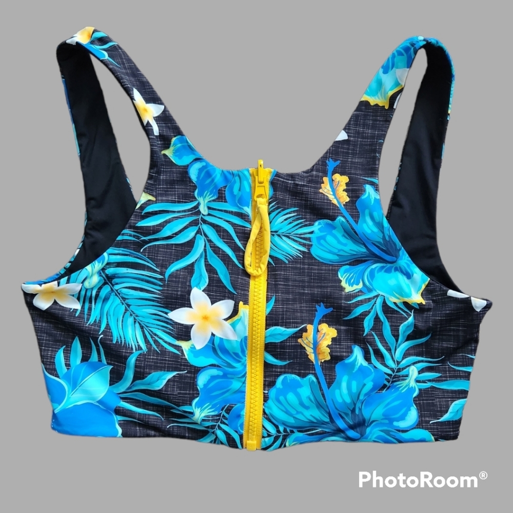 NWOT Wave Life Blossom Blue/Black Reversible Zip Front Bikini Top